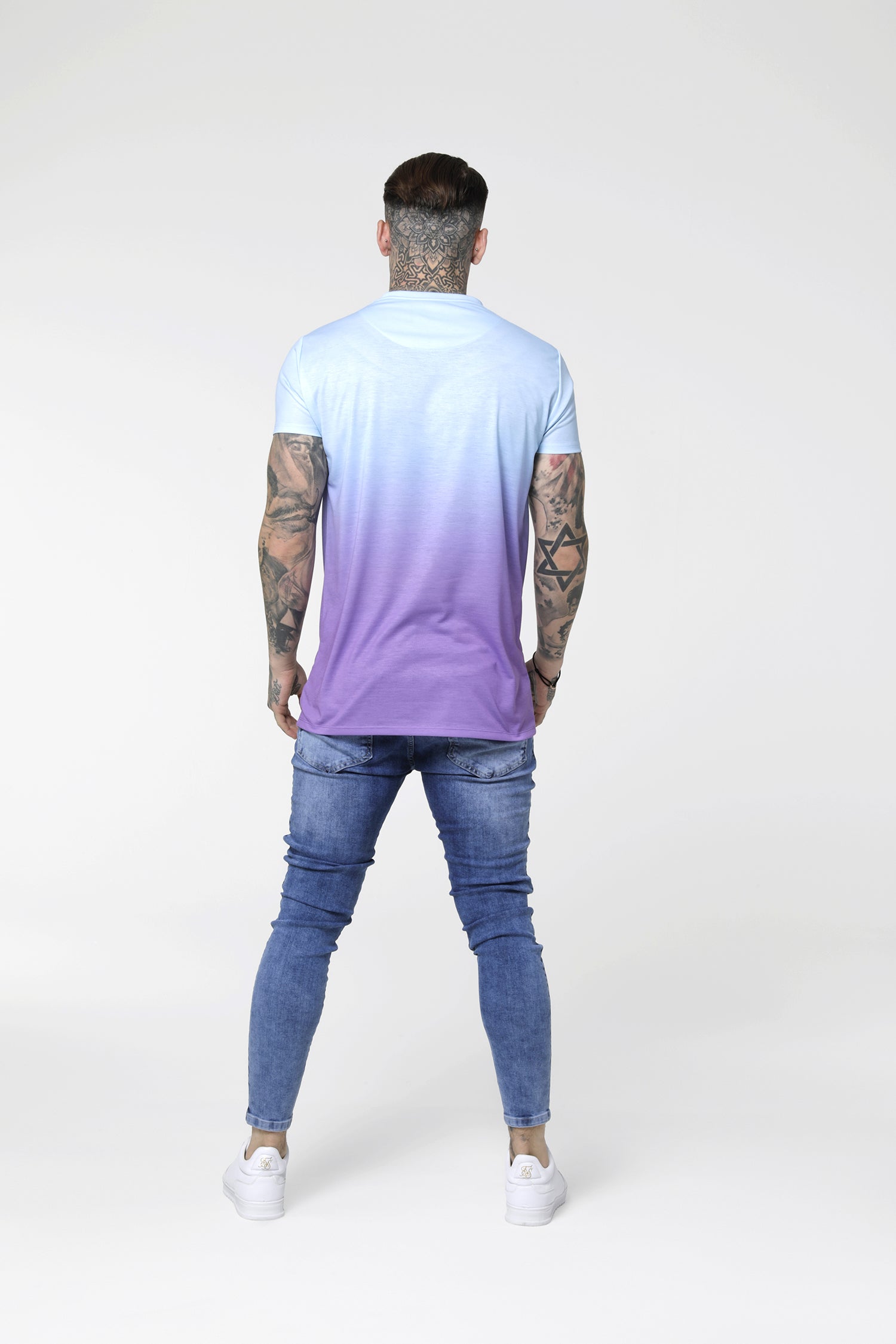 SIK SILK Reverse Collar Box Tee